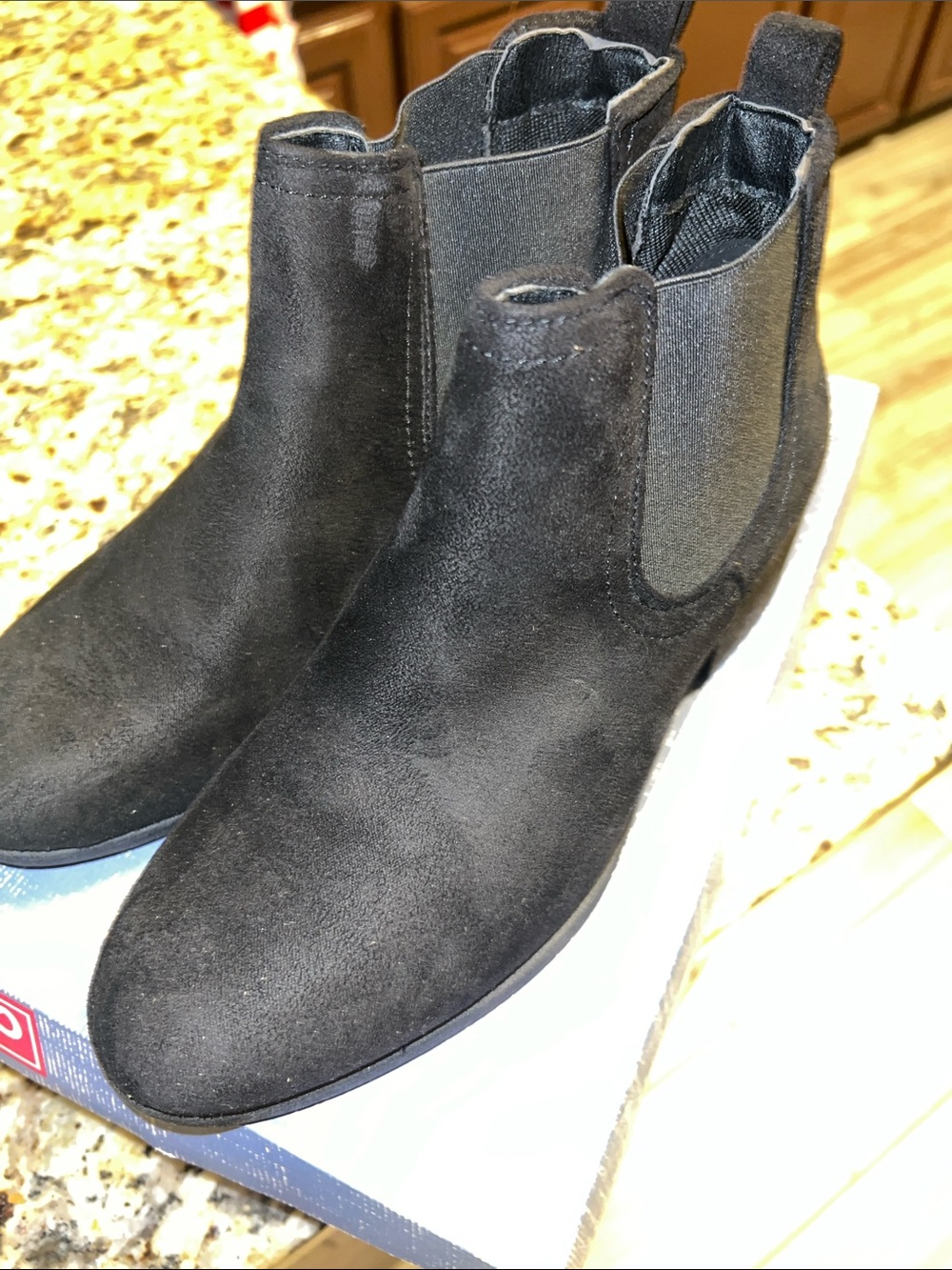 pop Women's Black Chukka Chelsea Boots